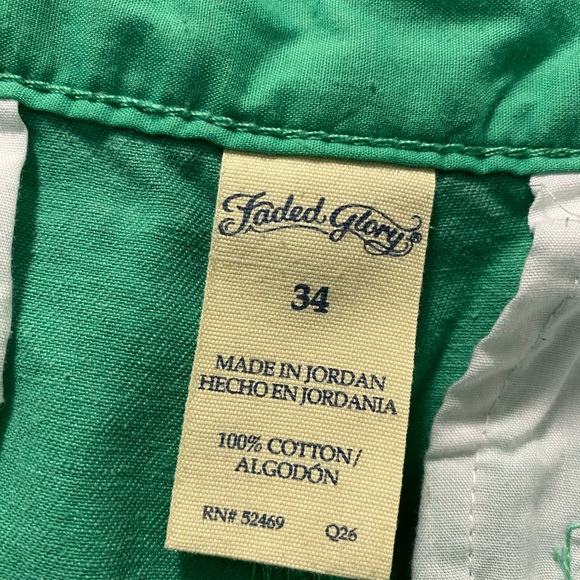 Shorts 🩳✅ - Picture 2 of 3